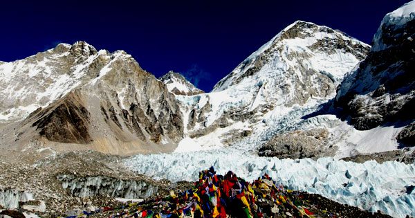 Everest Three high pasess trekking image3